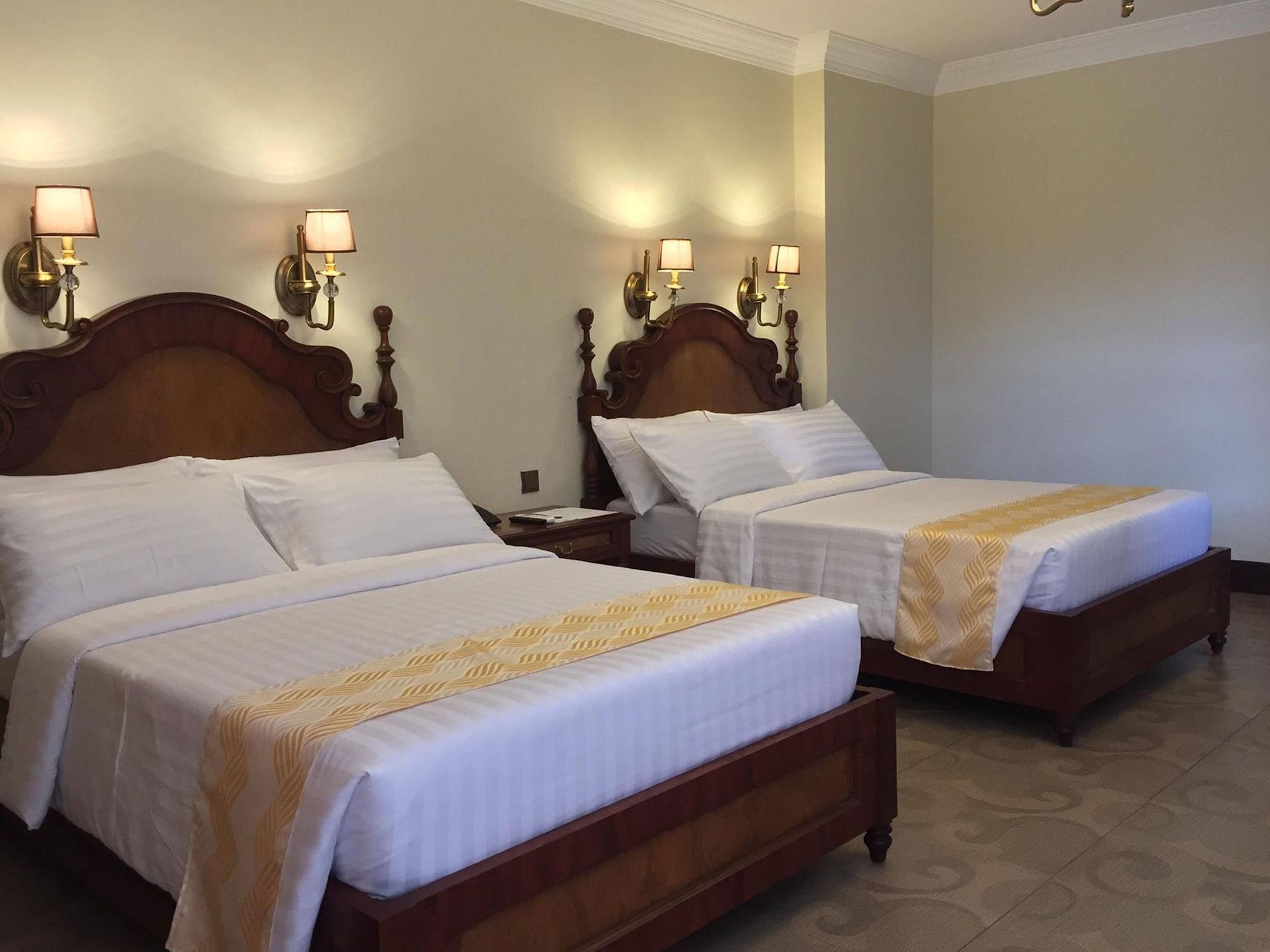 Bohol Tropics Resort Tagbilaran City Exterior foto
