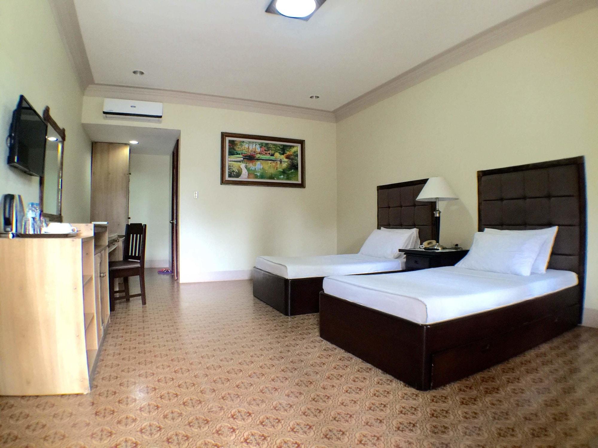 Bohol Tropics Resort Tagbilaran City Exterior foto
